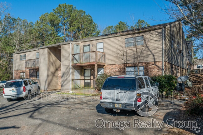 Building Photo - 400 7th St E Unit Apt 1G