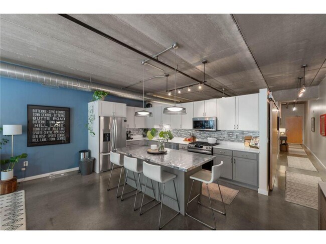 Photo - 710 N 4th St Unidad E109