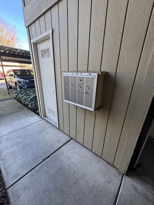 Photo - z6850Countryclubdr Unit B