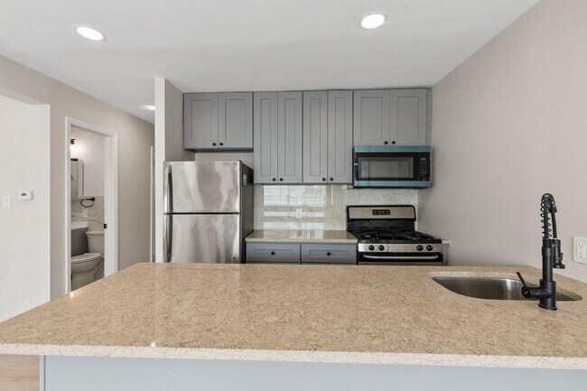 Photo - 73 Rochester Ave Apartment Unit Main