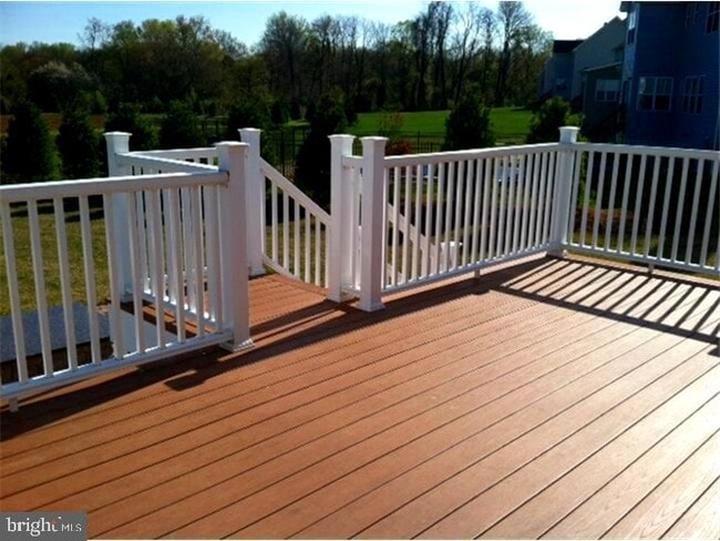 Photo - 306 Crescent Dr