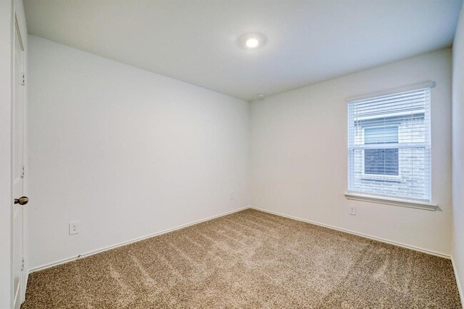 Photo - 5446 Creekstone Rise Ln