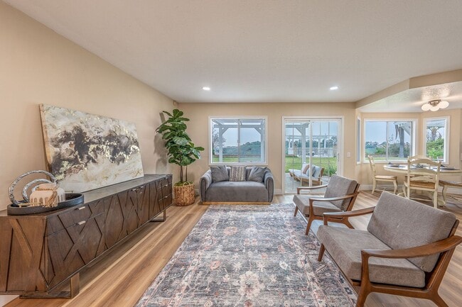 Photo - Fully furnished Canyon View 5 Bed Single Family