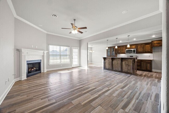 Photo - 2031 Dover Cove