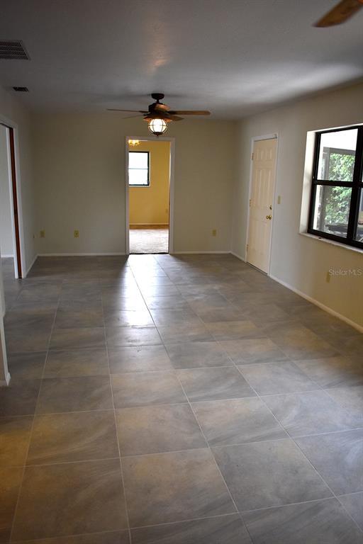 Photo - 107 Hourglass Dr