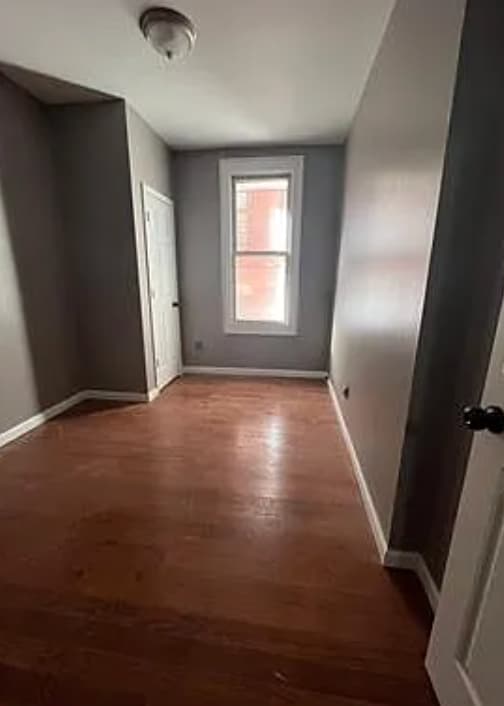 Photo - 1297 Clay Ave