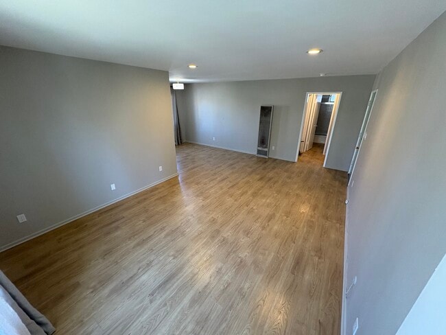 Photo - 510 N Van Ness Ave Unit 508 N.