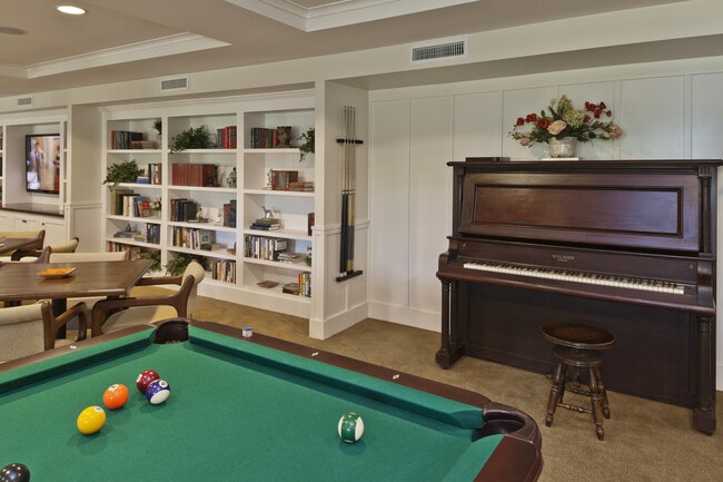 Casa club - Covina Gardens - 55 and over community