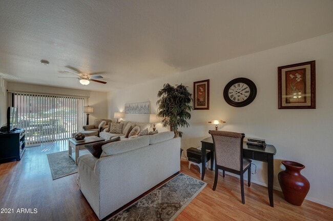 Photo - 12222 N Paradise Vlg Pkwy S Unit 104