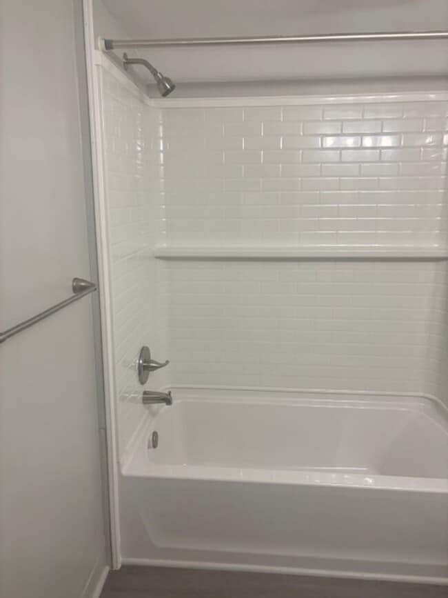 Photo - Newly Renovated 1 Bedroom / 1 Bath Apartment
