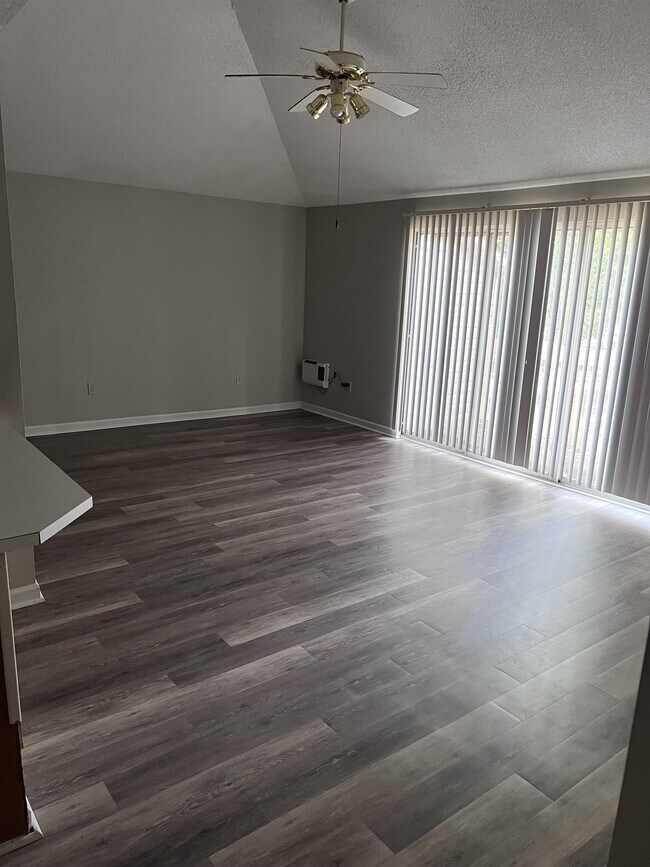 115 Windtree Ct Townhome Townhome Rental in Greenwood SC