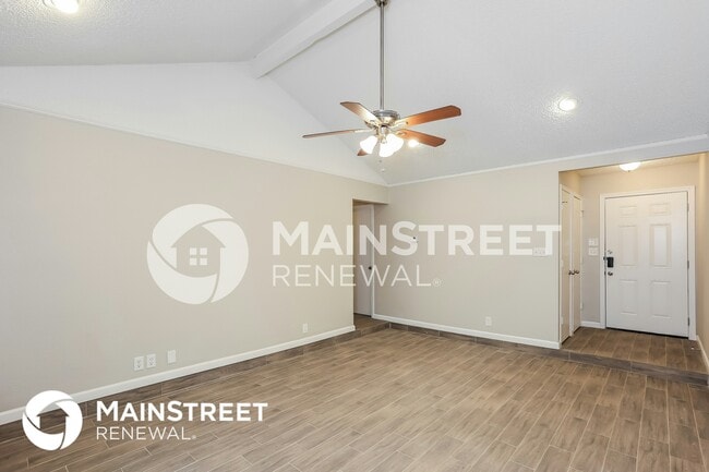 Photo - 6707 Country Creek Dr