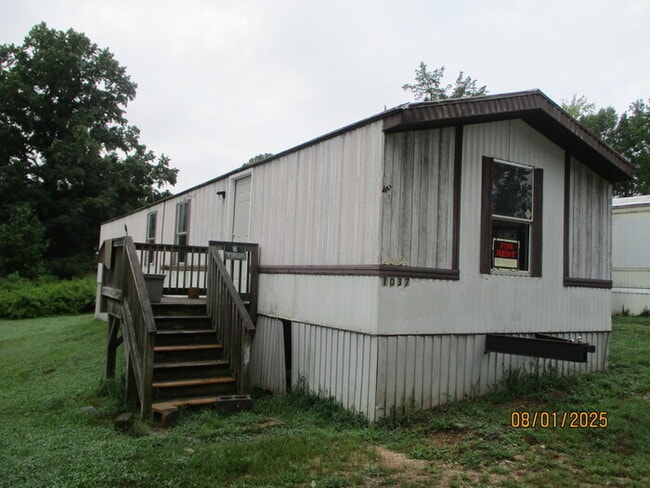 Building Photo - 1037 Canyon Ln Rental