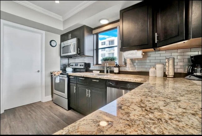 Photo - 300 Croton Ave Unit 102