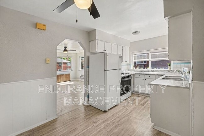 Photo - 629 Maple Dr Unit 4
