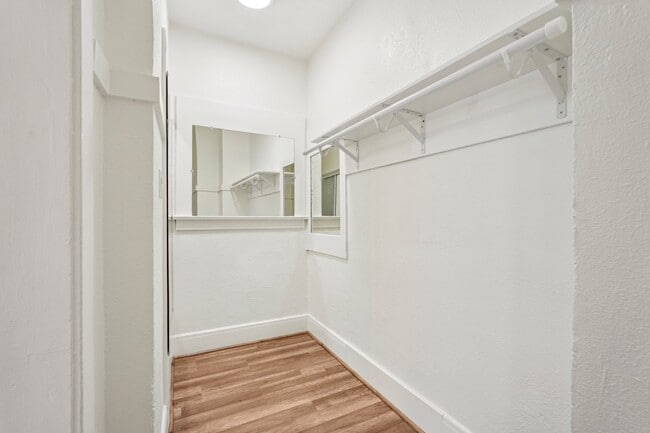 Photo - Cahuenga Apartments