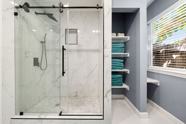 Photo - 12805 Westpark Dr