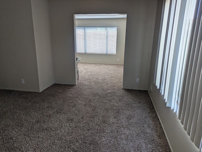 Photo - 939 Jamieson Ct Unidad 4