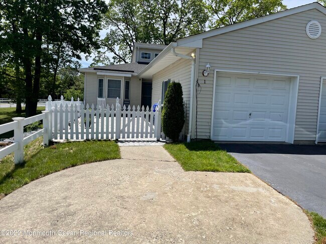 Photo - 1 Cherrywood Cir Condo Unit 101