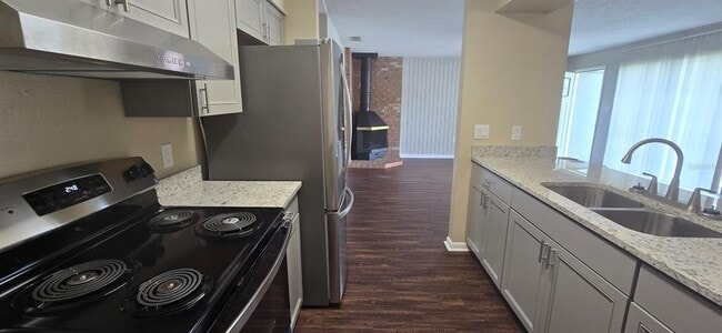 Photo - 4050 SE 22nd Ave