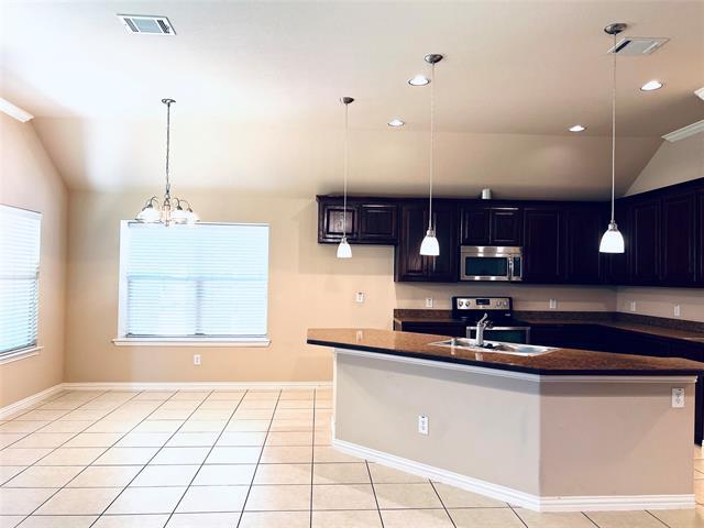 Photo - 217 Creekwood Dr