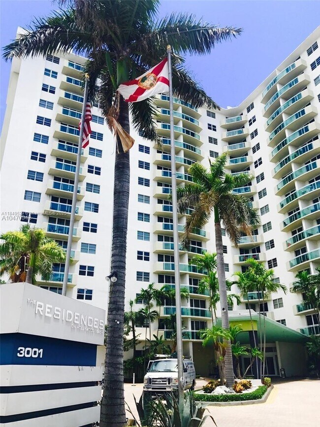 Building Photo - 3001 S Ocean Dr Unit 1535 Rental