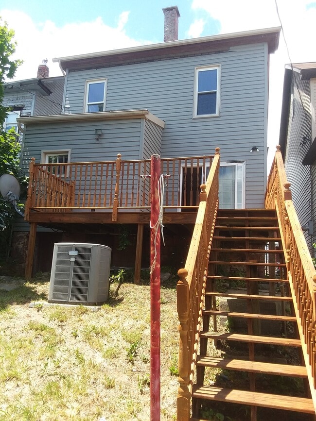 Photo - 807 Crawford Ave