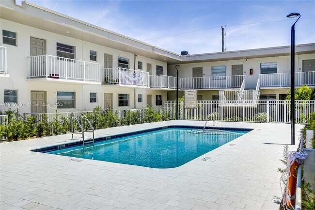 Photo - 1720 Cleveland St Unit 203W