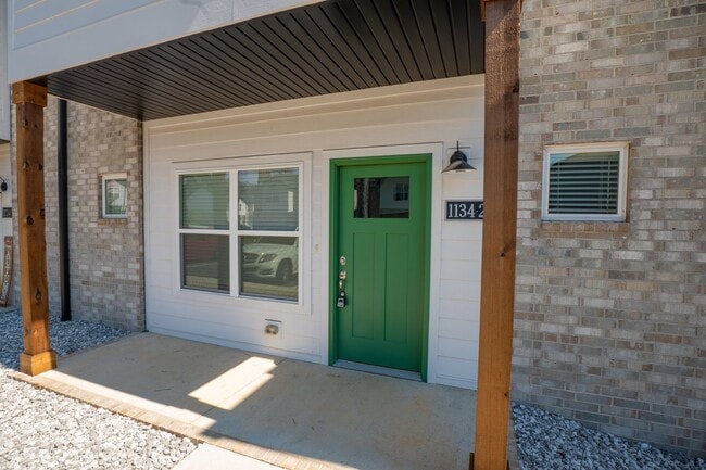 Building Photo - 1195 N Pink Ter Unit #1