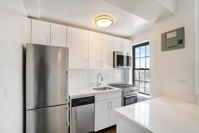 1 Clinton St Unit 5D