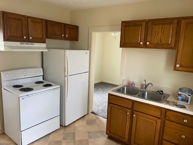 Photo - 313 N 8th St