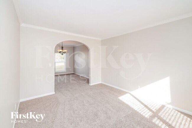 Photo - 8043 Mary Alice Way