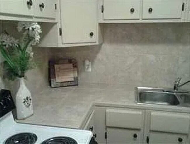 Photo - 1755 Lapine Dr