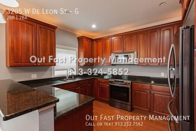 Photo - 3205 W De Leon St