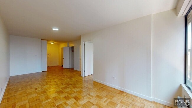 Building Photo - 145 Fourth Avenue Unit 15K Rental