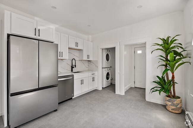 Building Photo - 279 E Squantum St Unit 1 Rental