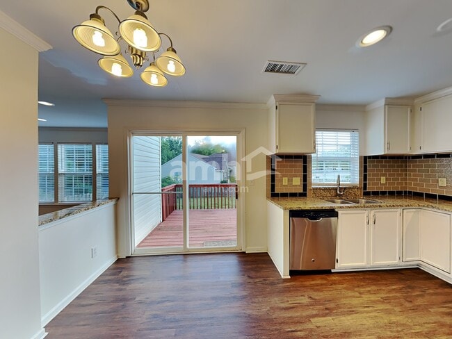 Photo - 8517 Farnsworth Ln