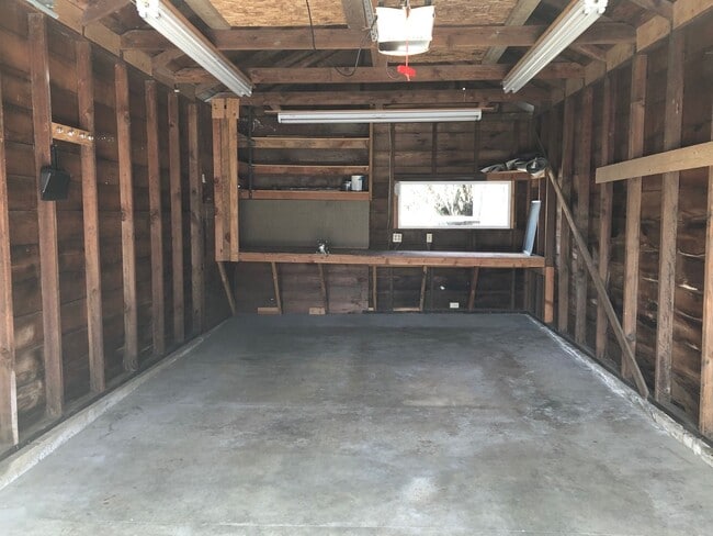 Photo - 2-Bedroom Single-Level House in Sherwood