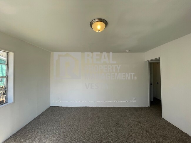 Photo - 3936 Spencer Cir