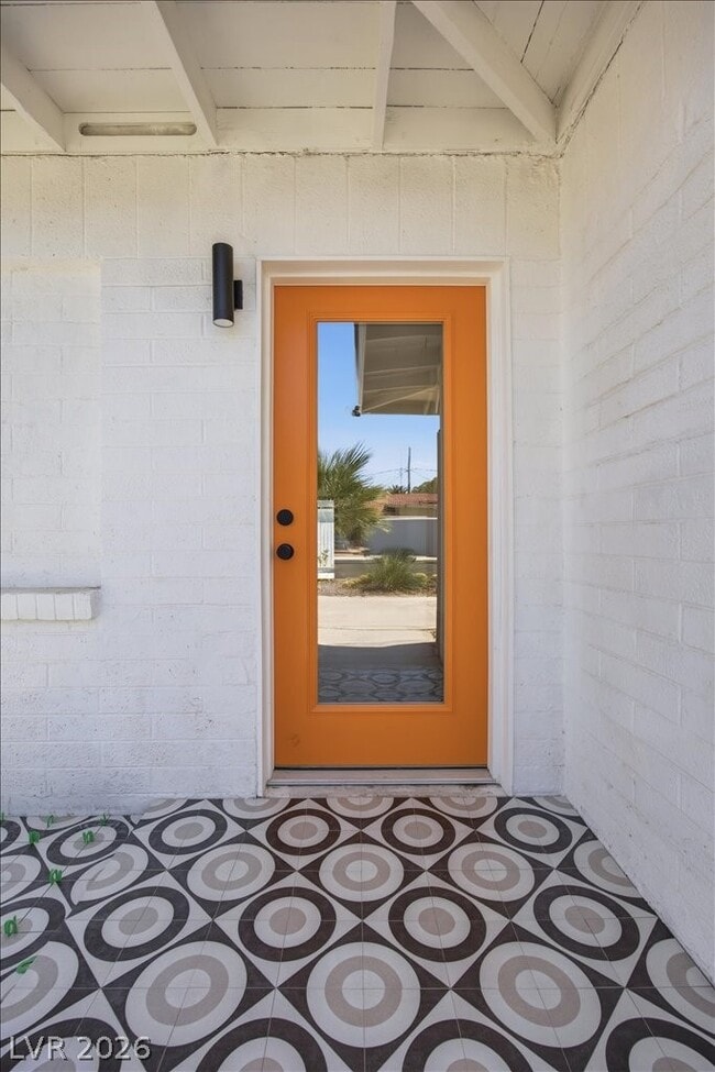 Photo - 701 Canosa Ave