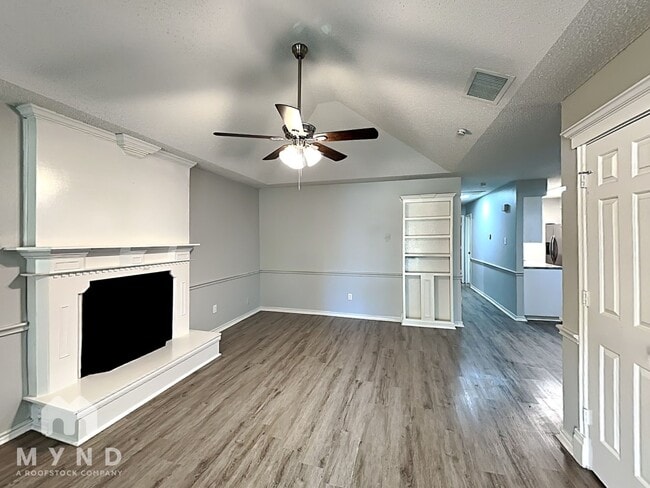 Photo - 6518 Oak Forest Ct