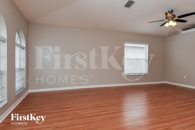 Photo - 8129 Alamosa Wood Ave