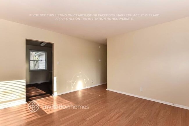 Photo - 200 Valley Dr