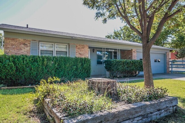 Photo - 3441 53rd St