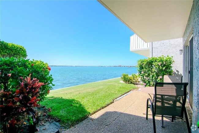 Building Photo - 1301 Gulf Blvd Unit 107 Rental