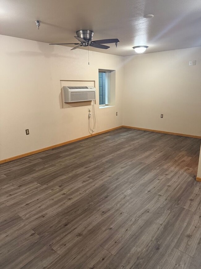 Photo - Springbrook Apartments