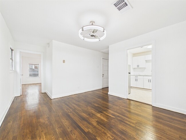 Photo - 2016 Dunlavy St Unit 3