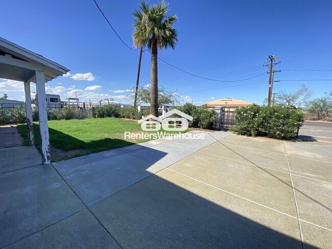 Photo - 1007 E Elwood St