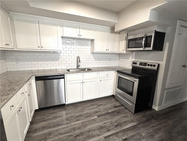 Photo - 1130 N Turner Ave Apartment Unit 102