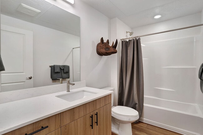 Photo - Lotus Republic Apartments